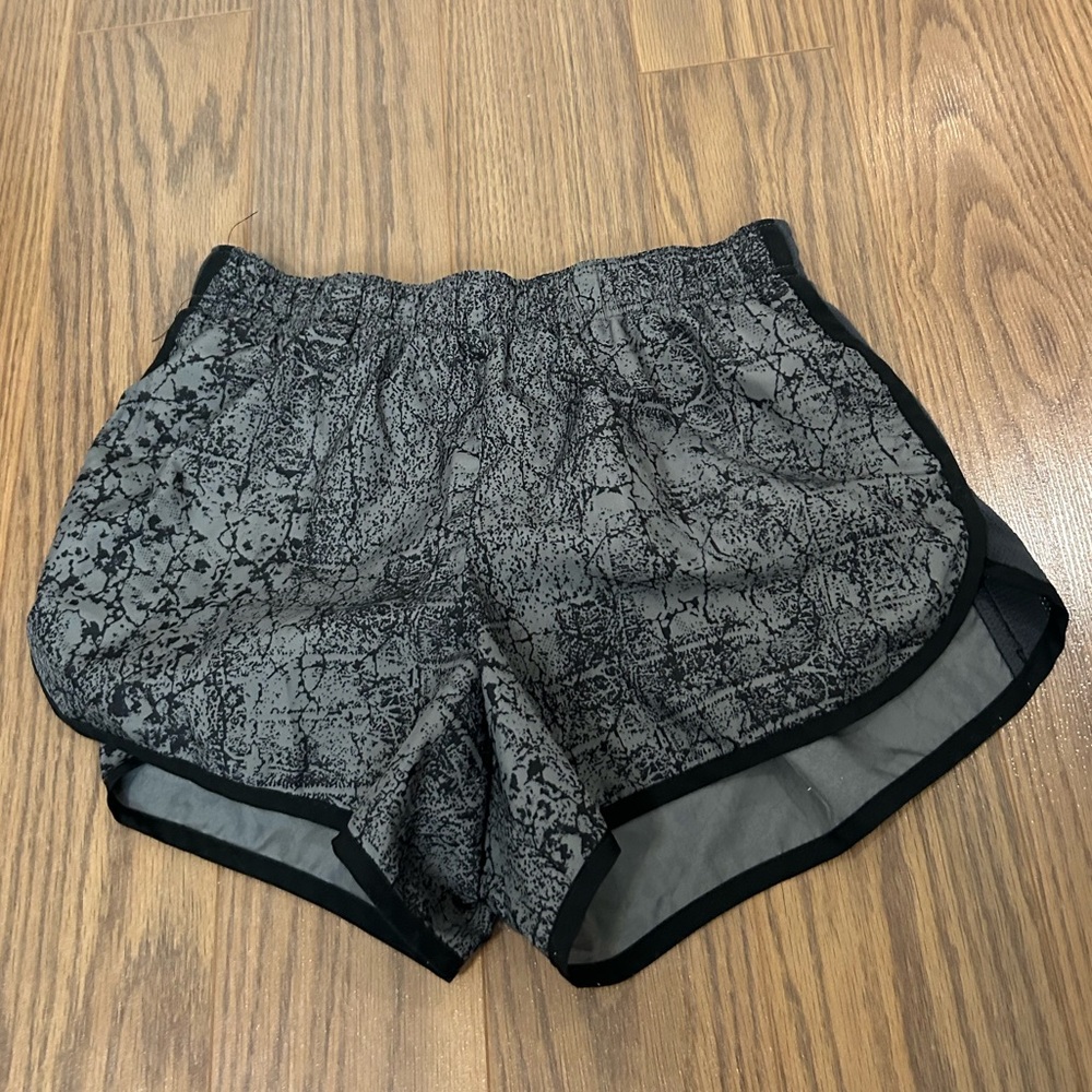 Old navy small exer shorts